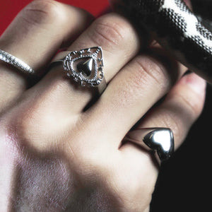 ANTIQUE HEART RING (ENGRAVABLE) - Hard Jewelry™